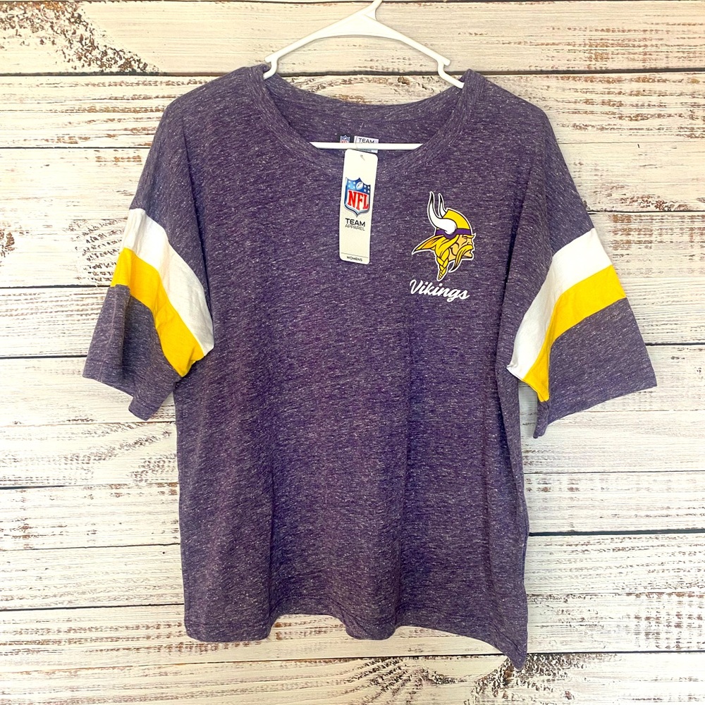 NFL Minnesota Vikings womens tee. Size M